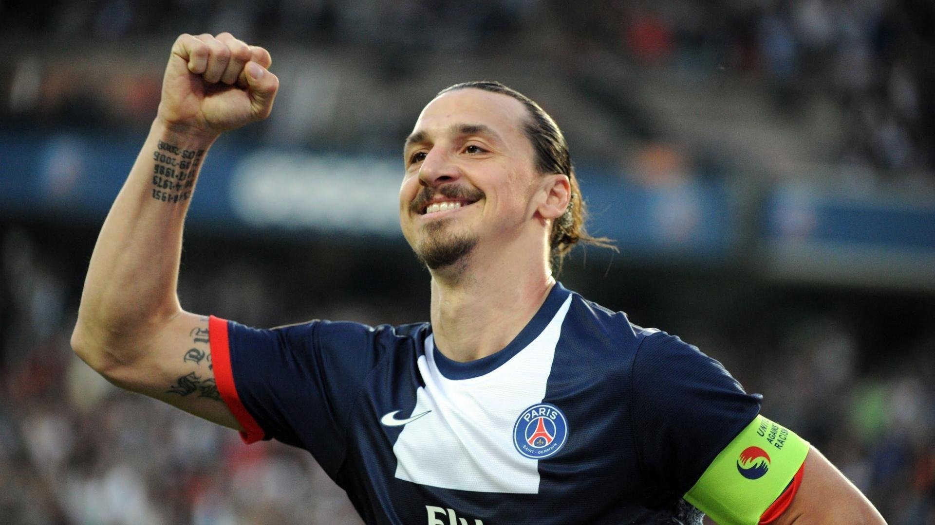 英超争冠焦点战，爱尔兰强势晋级波兰，足球之夜的激情交响