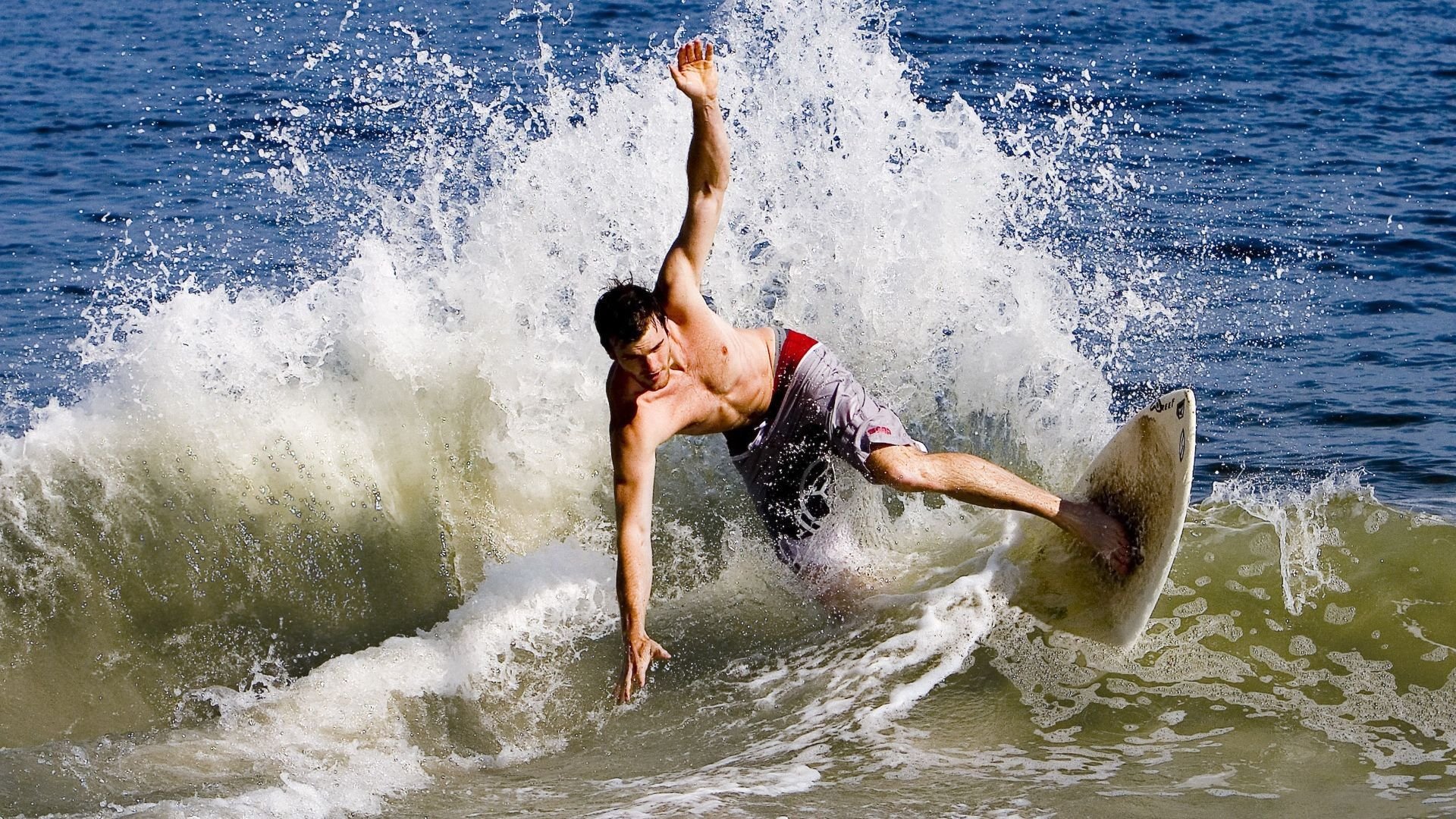 世界排名争夺战焦点战，AC米兰绝杀洪都拉斯的背后故事